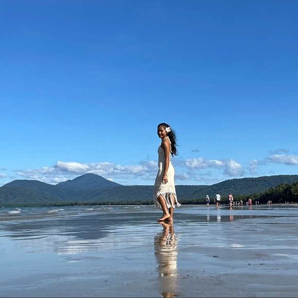 Tie Backless Dress - Picture 9 of 11